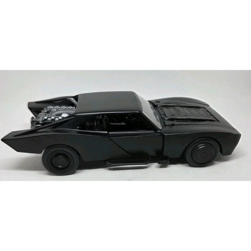 Jada Toys 2022 The Batman Batmobile 1:24 Diecast Model Car Matte Black Loose